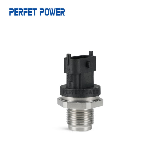 China New 0281006018  Common rail pressure sensor