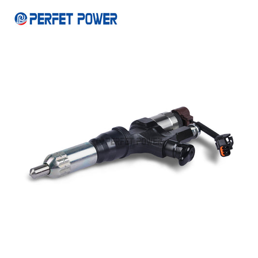 Remanufactured  Diesel Fuel Injector  095000-5963 for  23910-1400,23670-E0300,23670-E0301 , 5-86520263-0 Engine